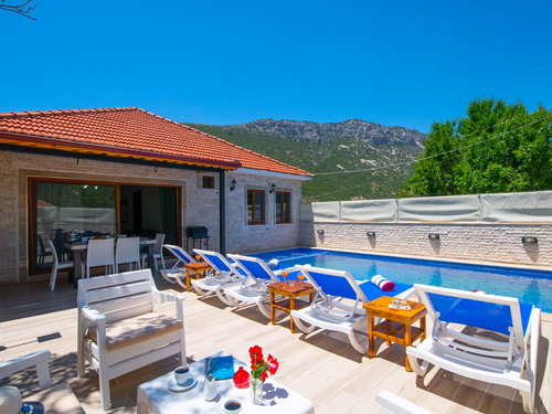  gece  -  Kasım
  | Kalkan Bezirgan Köyü Villa (6 Kişilik, Korunaklı Havuzlu, Jakuzili Seçenekli)